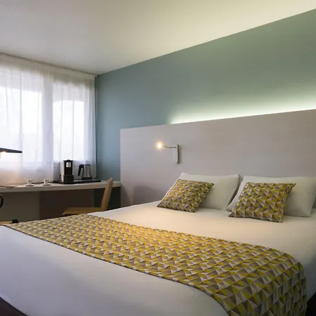 Hotel Campanile Annecy ~ Metz-tessy Epagny Metz-Tessy