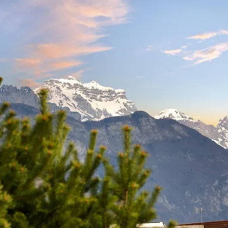 Hotel Campanile Annecy ~ Metz-tessy 3*