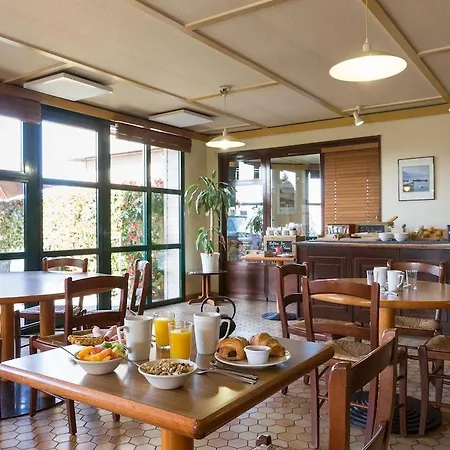 Hotel Campanile Annecy ~ Metz-tessy